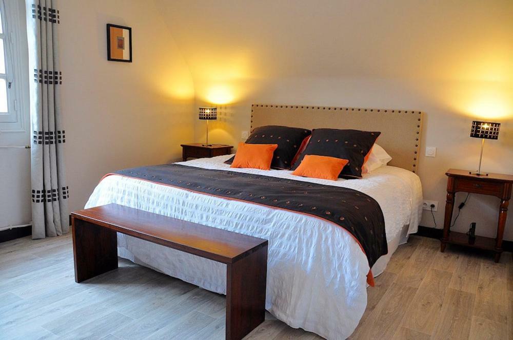 Au Jardin De Lisa Bed & Breakfast Cherreau Екстериор снимка
